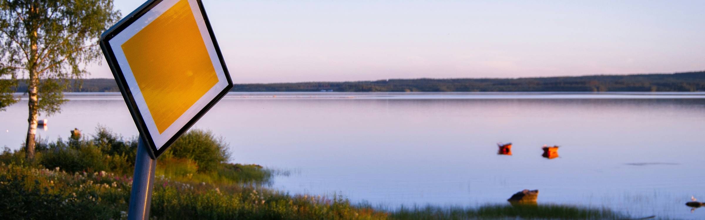 Hero banner showing calm Manitoba evening highway symbolizing mental health recovery after car accidents
